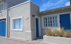 La Puerta Azul